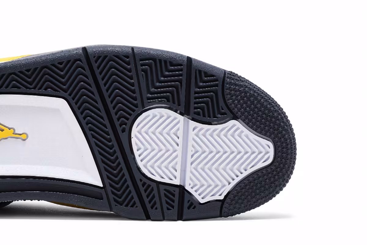 Air Jordan 4 Lightning 2021, view 6