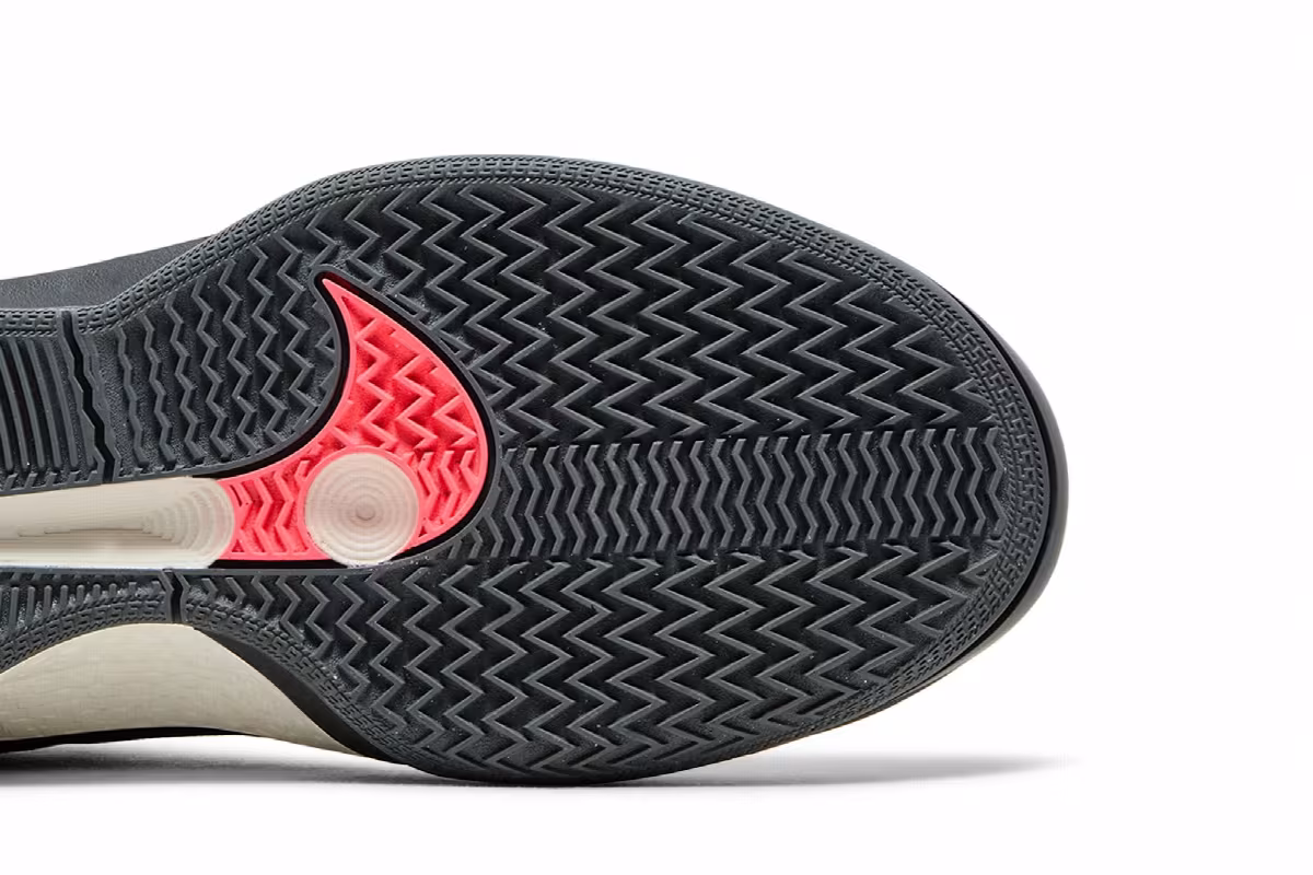 Nike Women's Sabrina 2 Iron Grey, view 6
