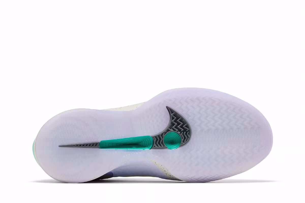 Titan x Nike Women's Sabrina 2 EP Make Space, view 5
