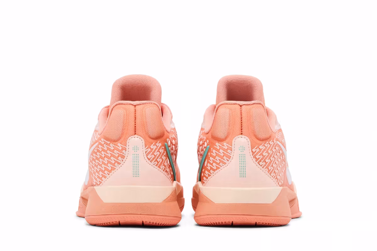 Nike Women's Sabrina 2 EP Activate, view 7