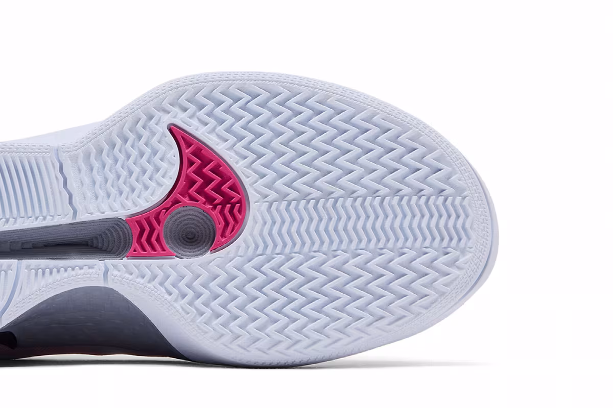 Nike Women's Sabrina 2 EP Lily, view 6
