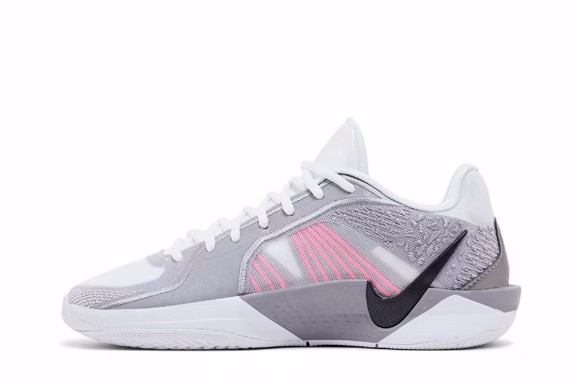 Nike Women's Sabrina 2 Lily, view 4