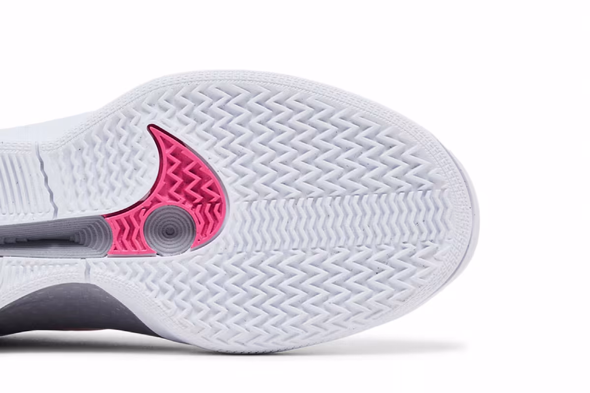 Nike Women's Sabrina 2 Lily, view 6
