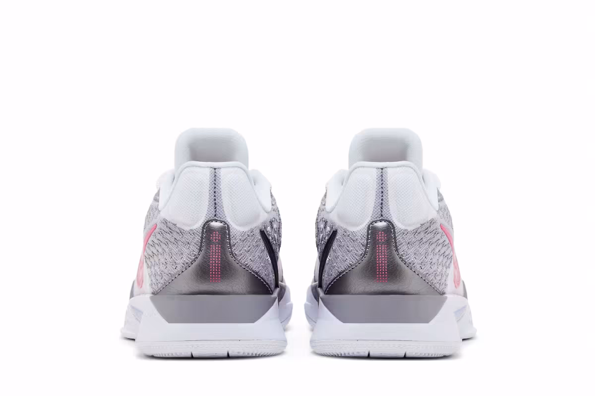 Nike Women's Sabrina 2 Lily, view 7