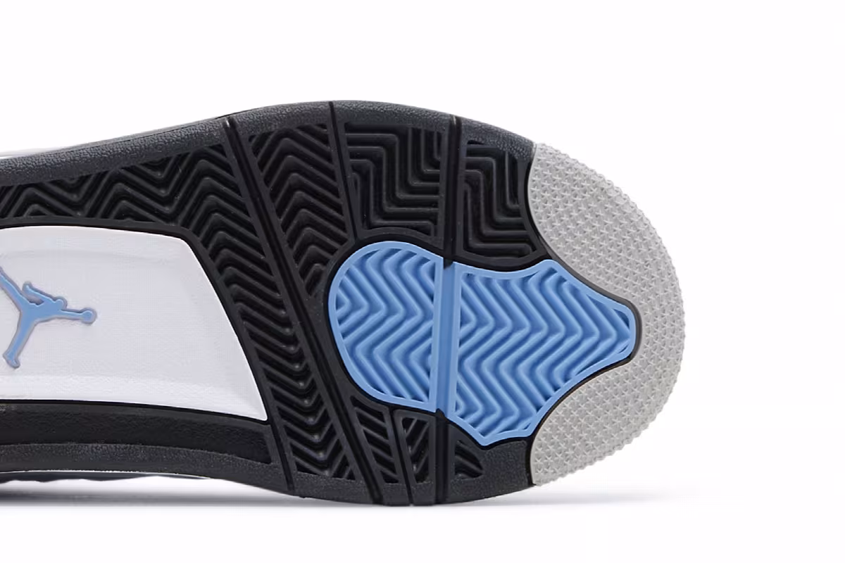 Air Jordan 4 PS University Blue, view 6