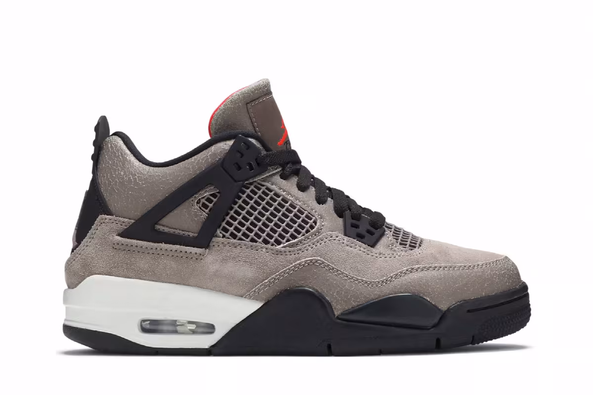 Air Jordan 4 GS Taupe Haze, view 2