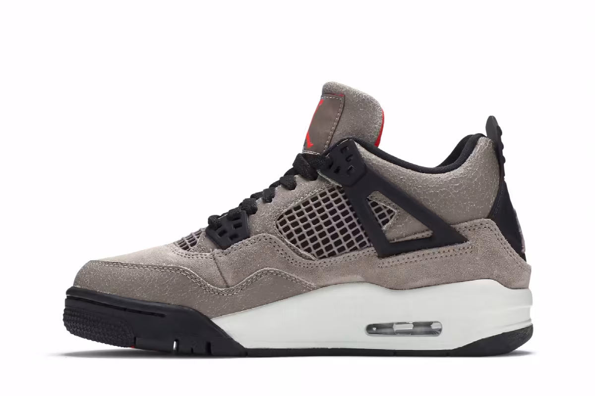 Air Jordan 4 GS Taupe Haze, view 4