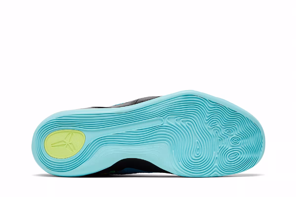 Nike Kobe 9 Elite Low Protro Perspective, view 5