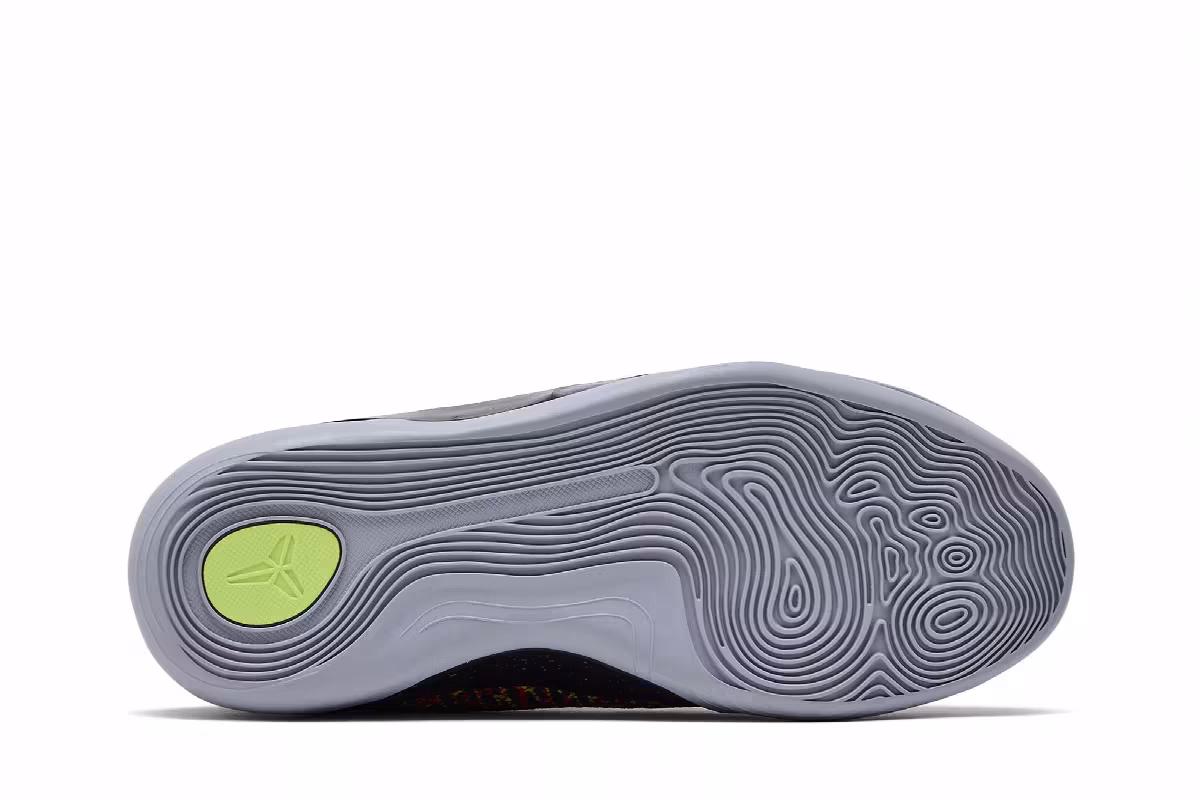 Nike Kobe 9 Elite GS Masterpiece 2025, view 5