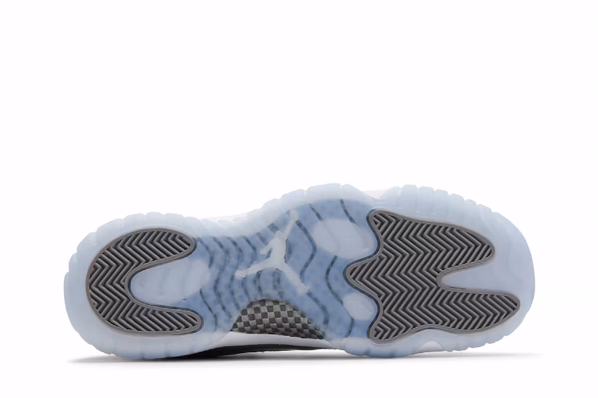 Air Jordan 11 GS Cool Grey 2021, view 5