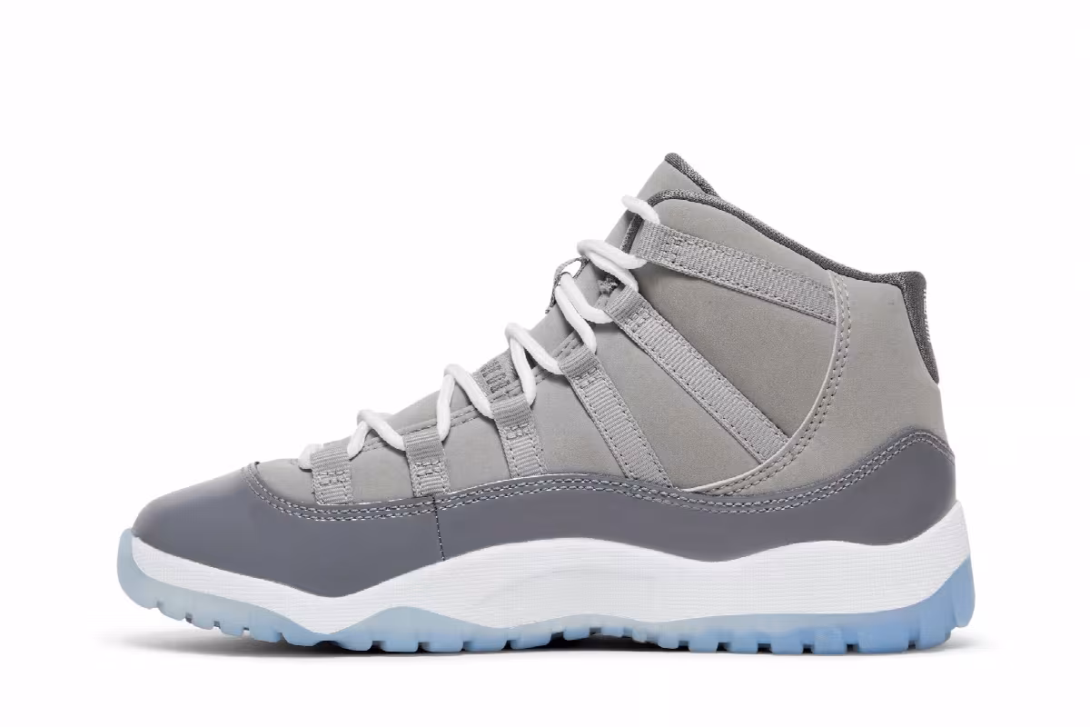 Air Jordan 11 PS Cool Grey 2021, view 4