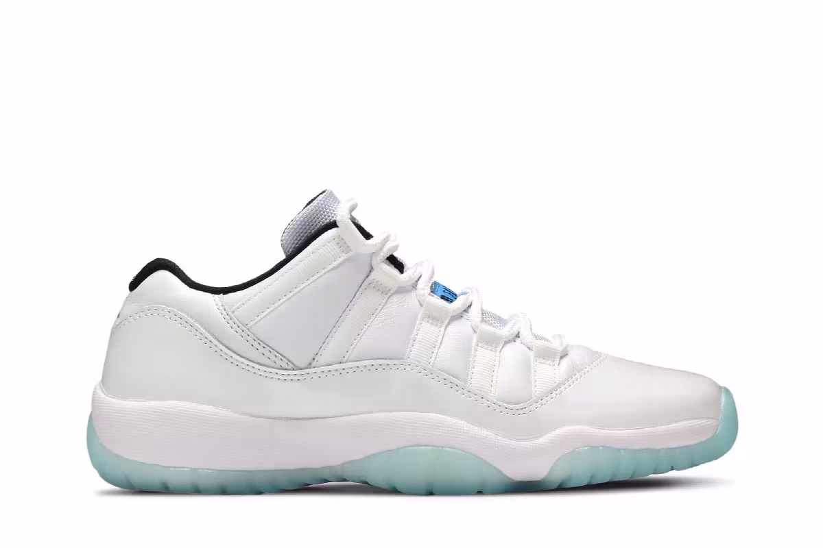 Air Jordan 11 Low GS Legend Blue, view 2