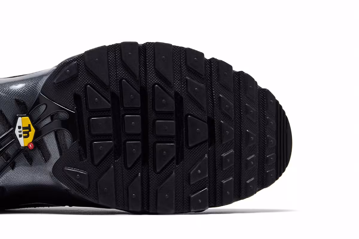 Nike Air Max Plus Black Reflective, view 6