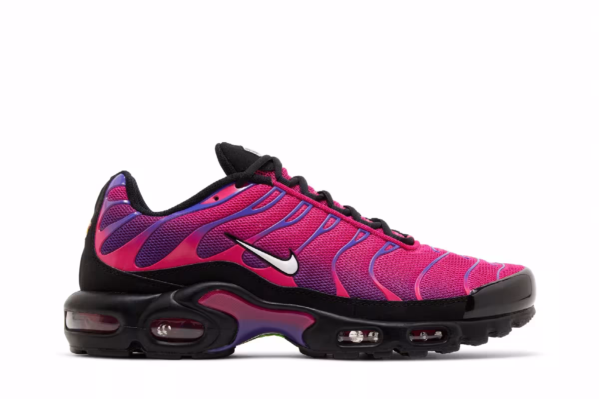 Nike Air Max Plus Rebellious Air, view 2