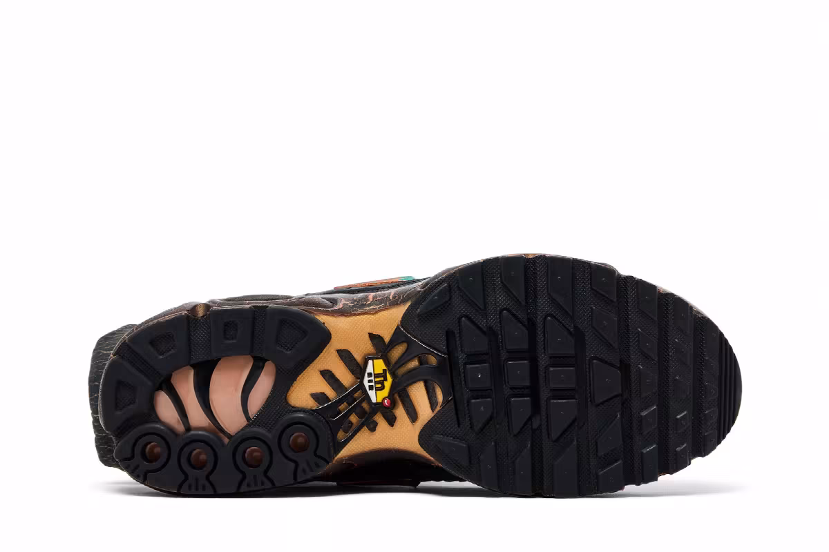 Nike Air Max Plus Hiker Patina, view 5