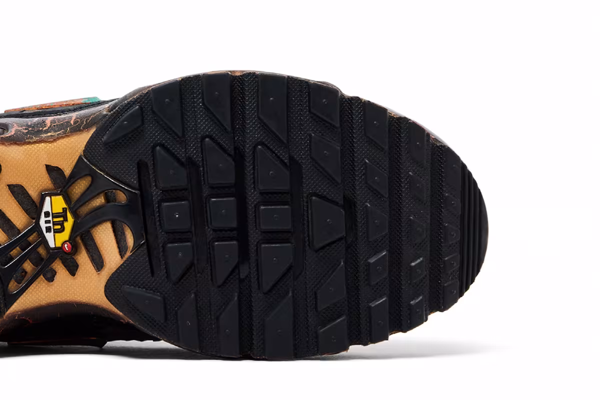 Nike Air Max Plus Hiker Patina, view 6