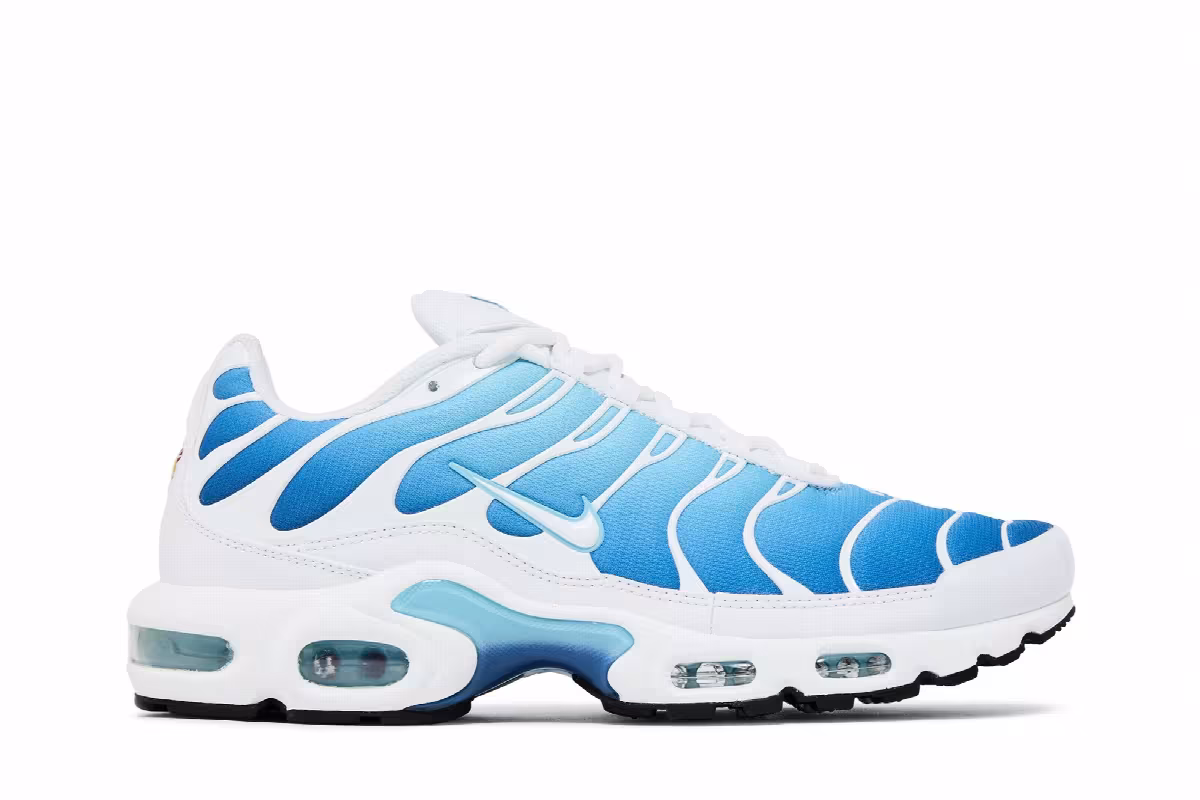 Nike Air Max Plus Sky Blue, view 2