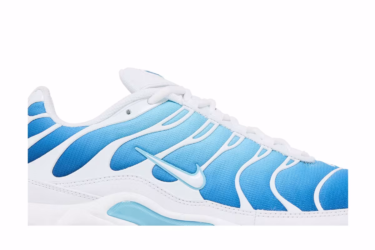 Nike Air Max Plus Sky Blue, view 3