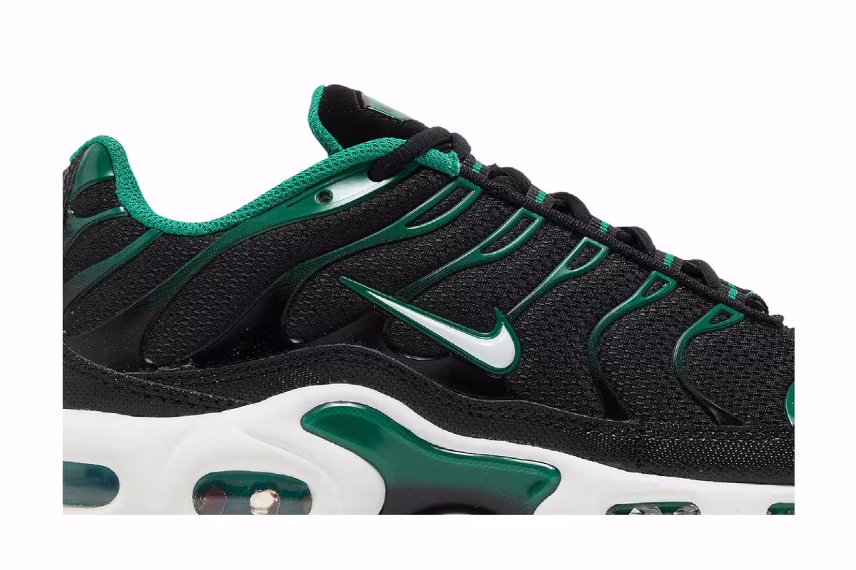 Nike Air Max Plus Black Malachite Gum, view 3