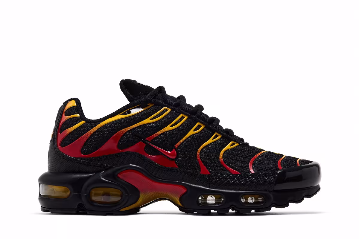 Nike Air Max Plus Black University Gold Red, view 2