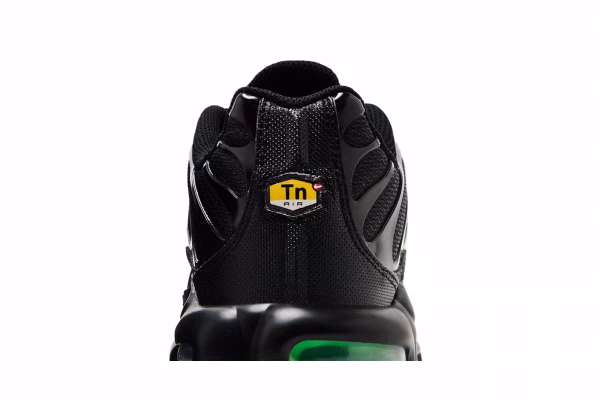 Nike Air Max Plus Green Strike, view 8
