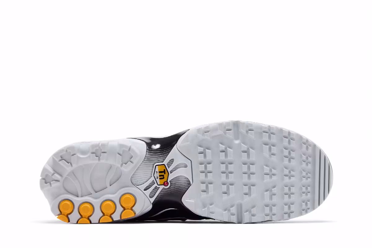 Nike Air Max Plus Golf Black Leather, view 5