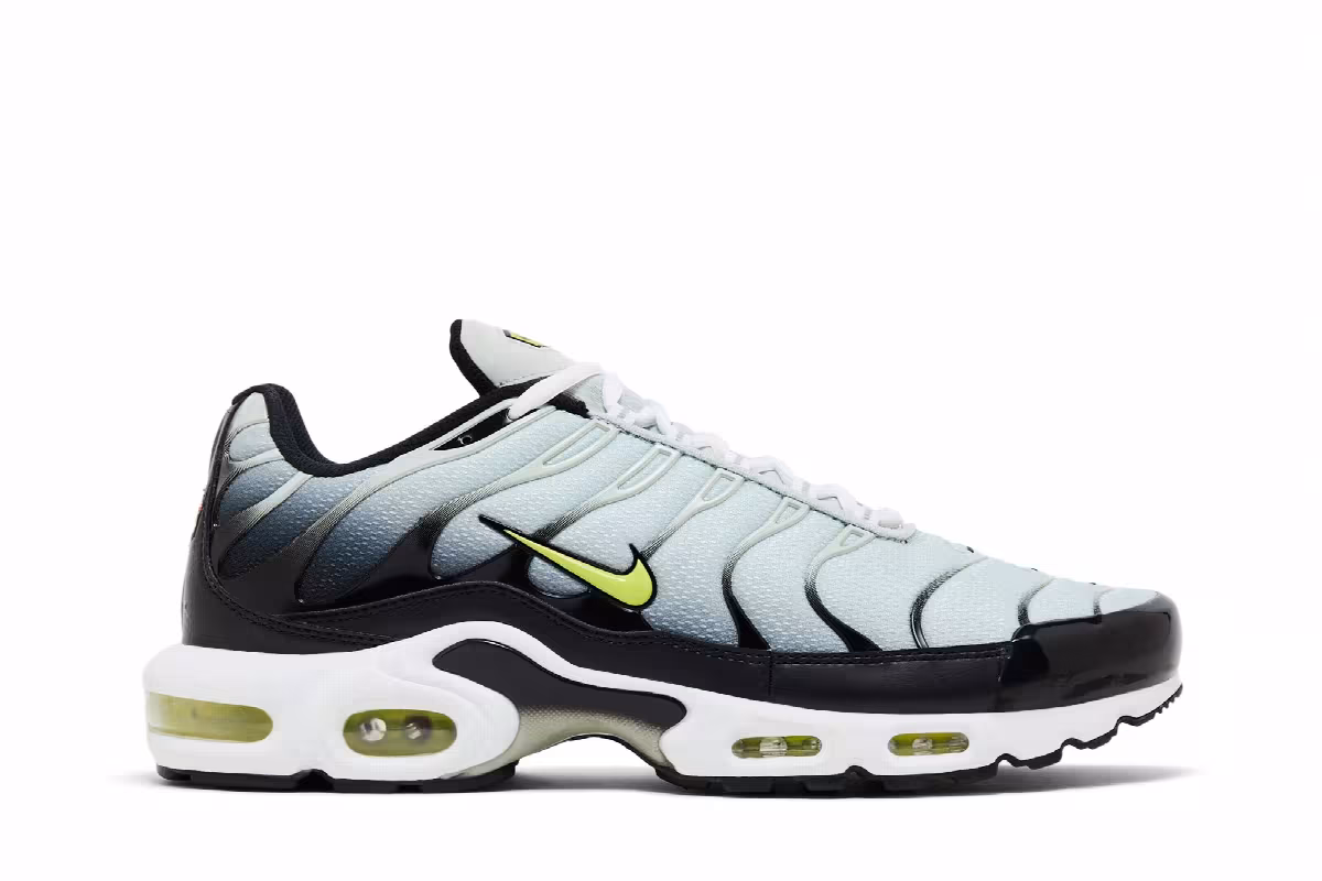 Nike Air Max Plus Bright Cactus, view 2