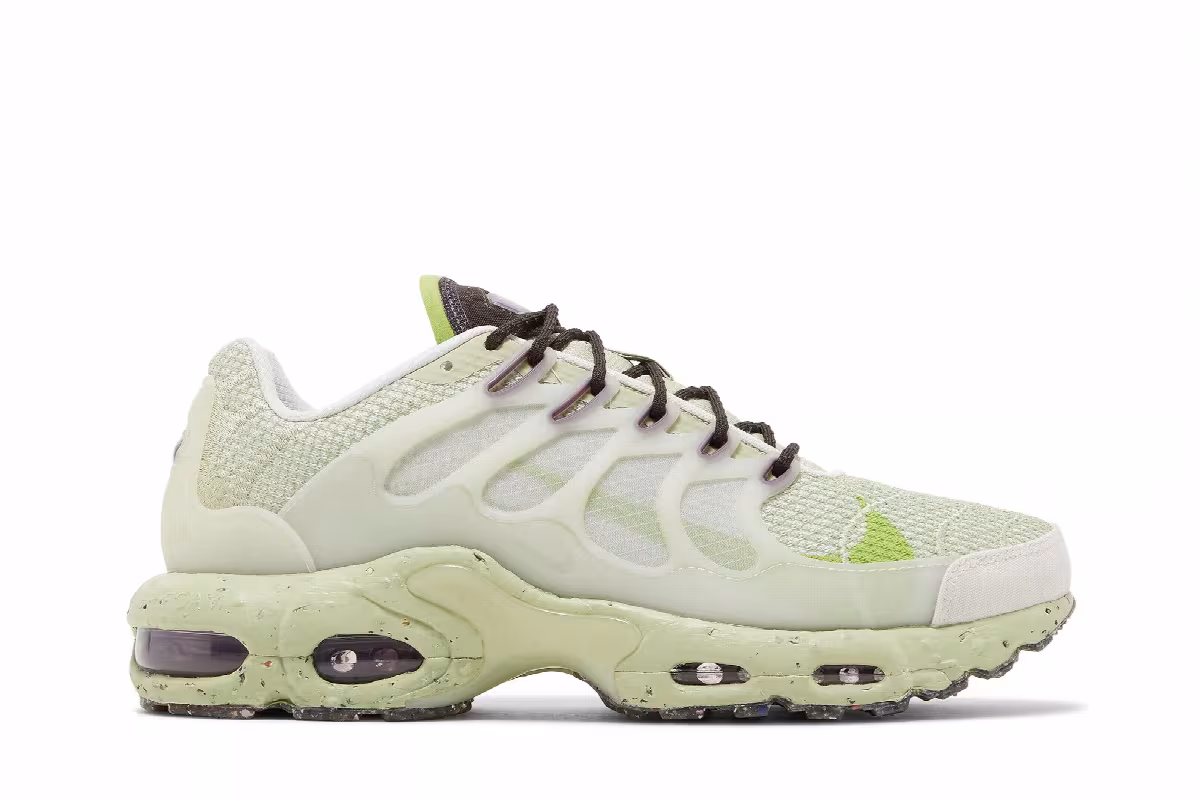 Nike Air Max Terrascape Plus Phantom Vivid Green, view 2