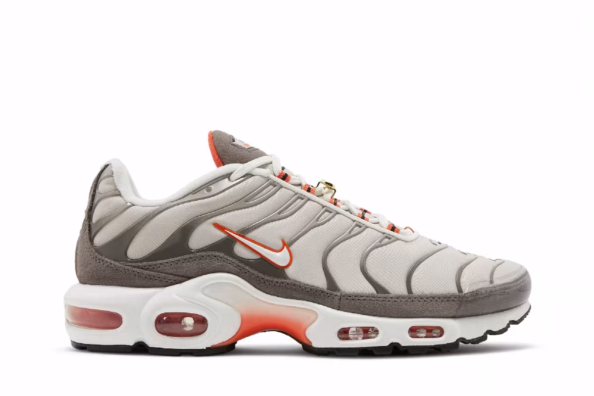 Nike Air Max Plus First Use, view 2