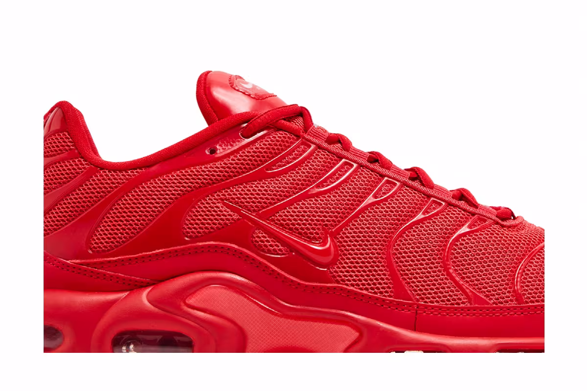 Nike Air Max Plus Lava Red, view 3