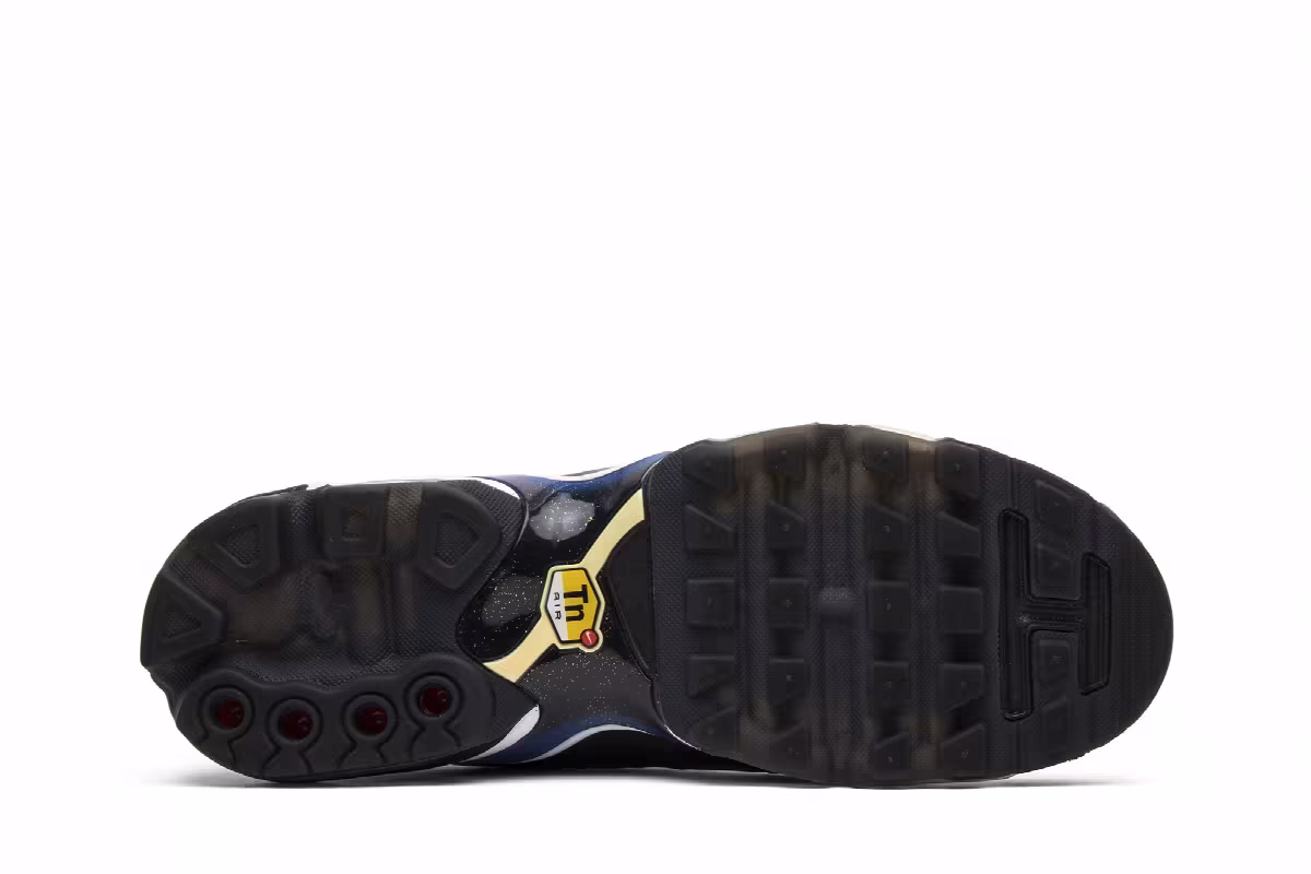 Nike Air Max Plus TN Ultra Hyper Blue, view 5