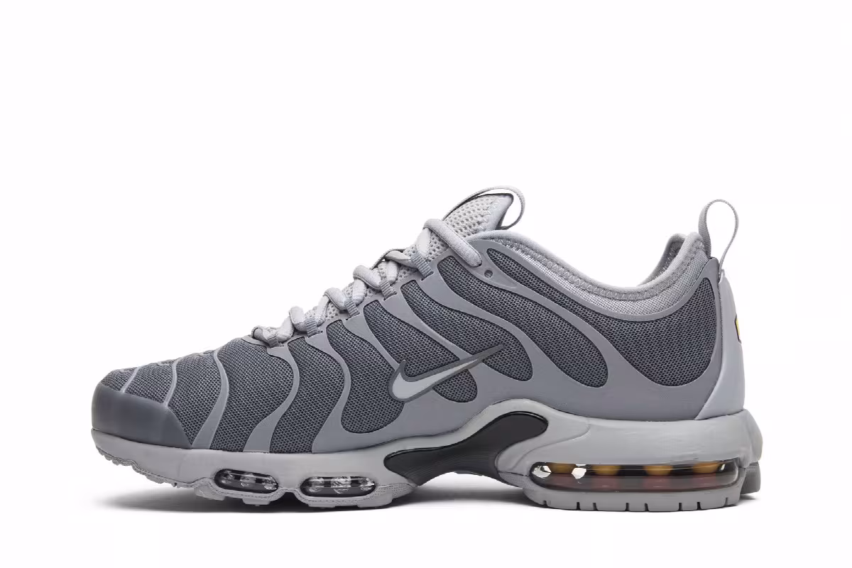 Nike Air Max Plus TN Ultra Cool Grey, view 4