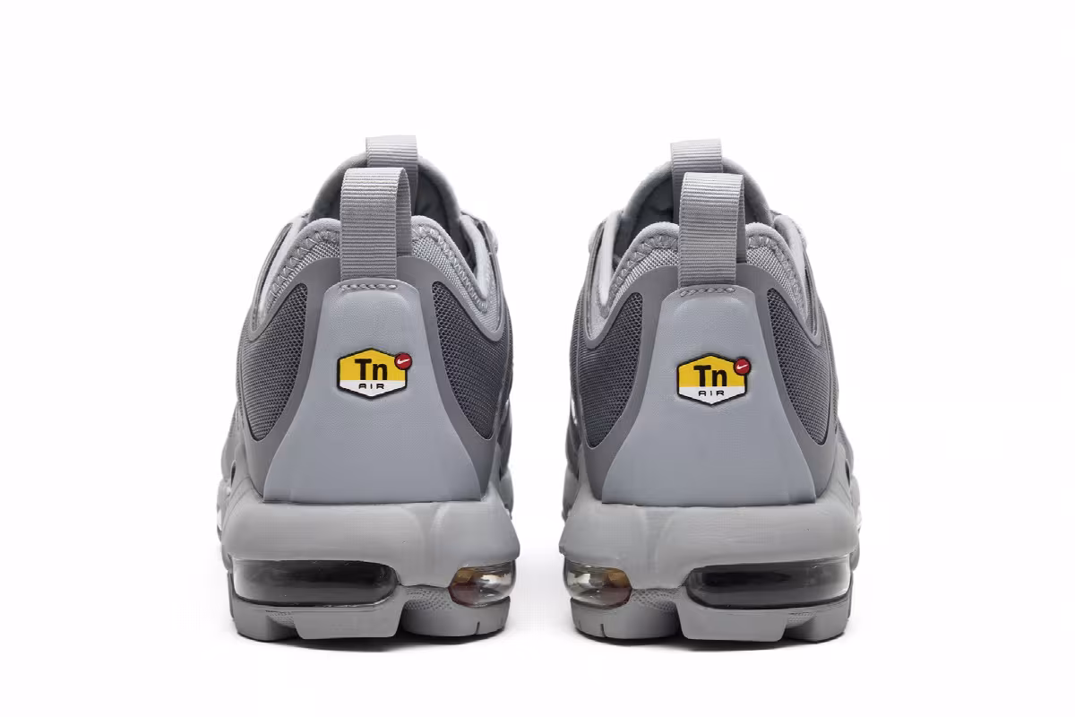 Nike Air Max Plus TN Ultra Cool Grey, view 7