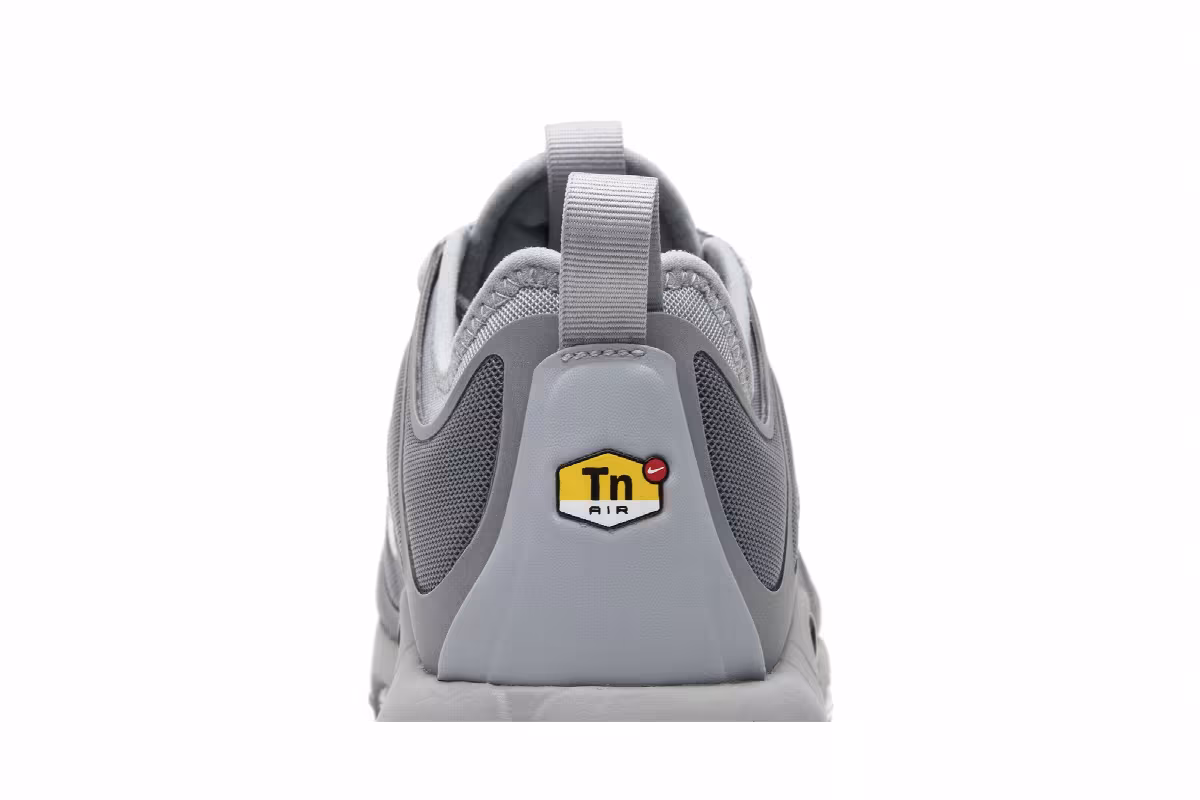 Nike Air Max Plus TN Ultra Cool Grey, view 8