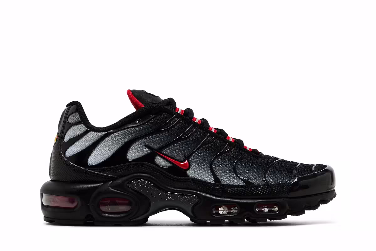Nike Air Max Plus Black Gradient Red, view 2
