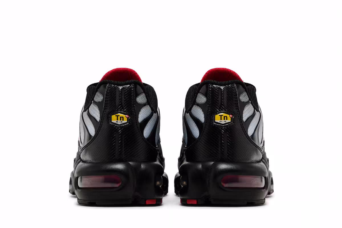 Nike Air Max Plus Black Gradient Red, view 7