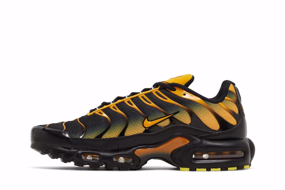 Nike Air Max Plus Black Sundial, view 4