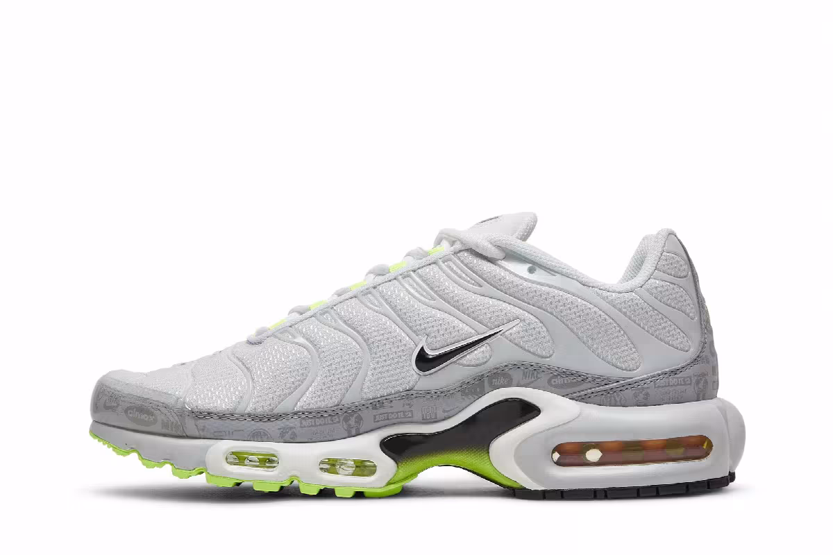 Nike Air Max Plus Reflective Logo, view 4
