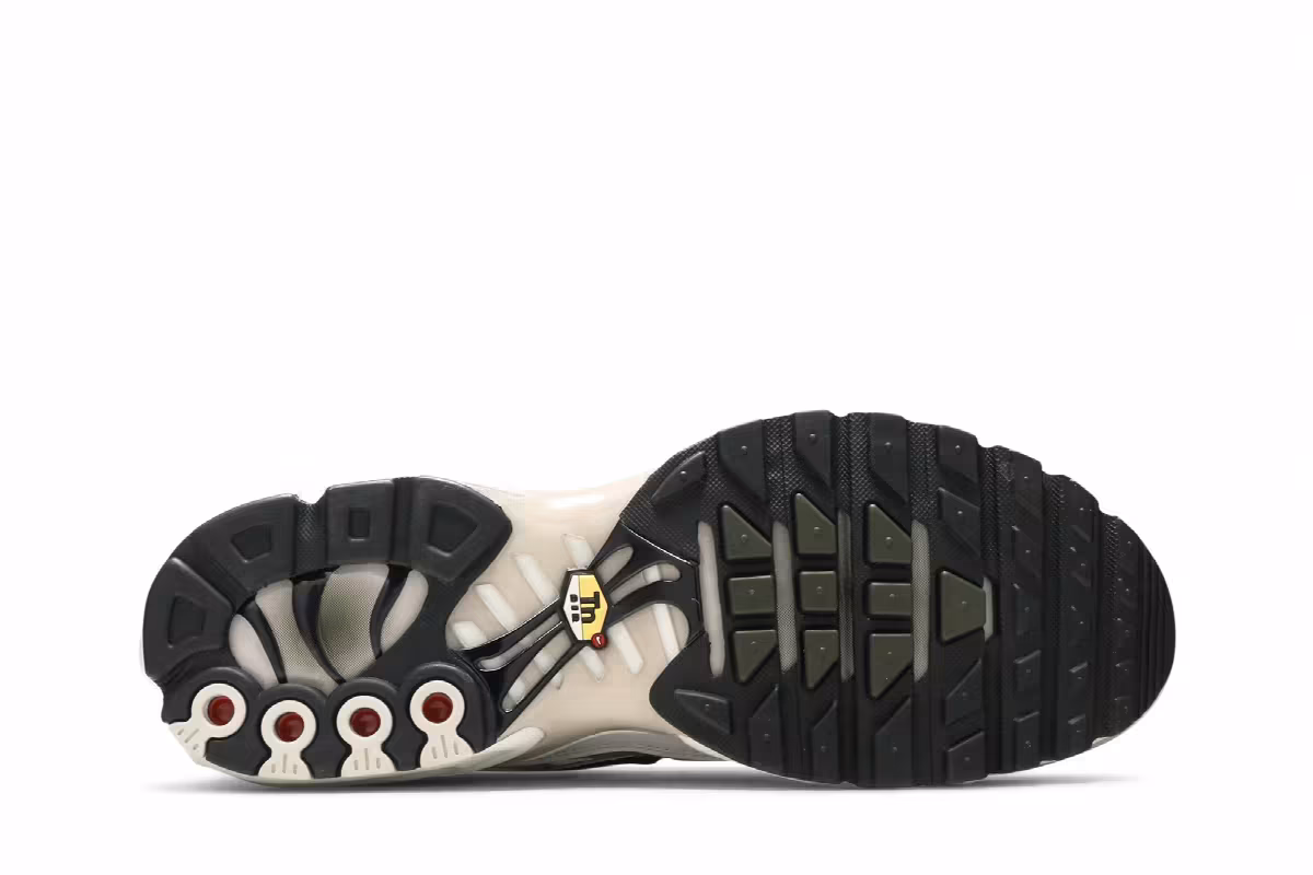 Nike Air Max Plus Brushstroke, view 5