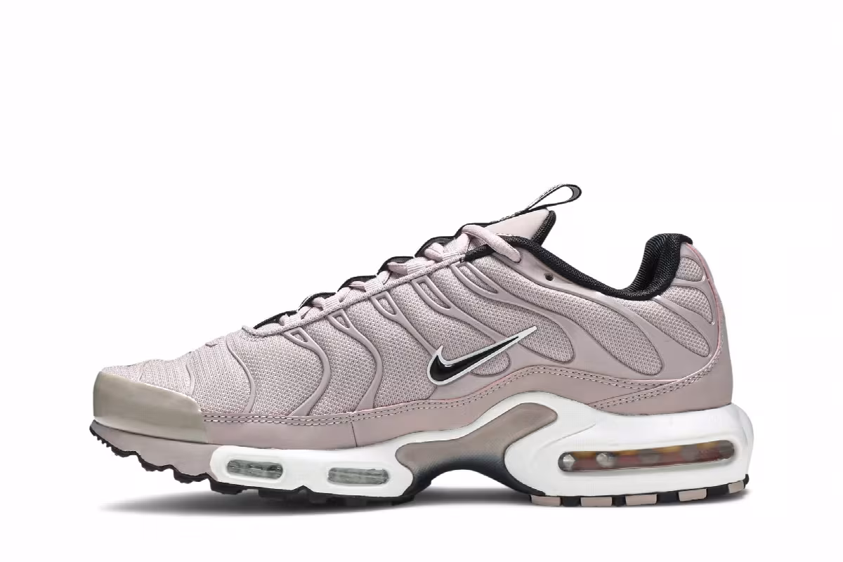 Nike Air Max Plus TN SE Taped, view 4