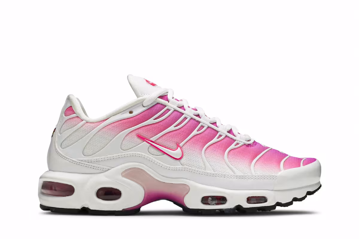 Nike Women's Air Max Plus Pink Fade, view 2