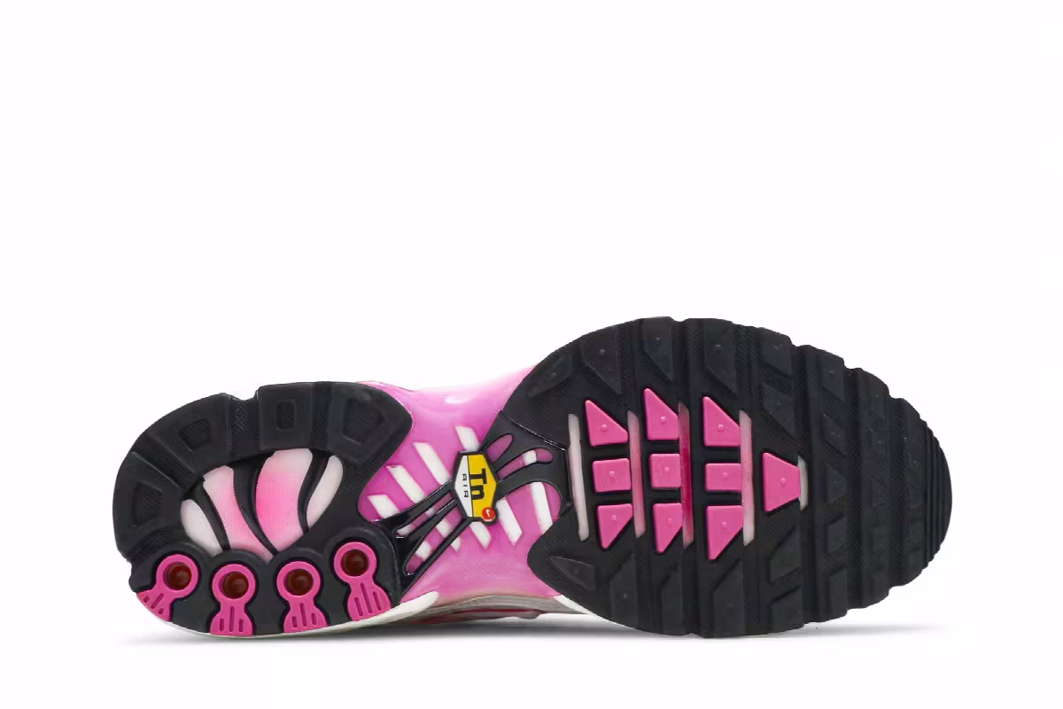 Nike Women's Air Max Plus Pink Fade, view 5
