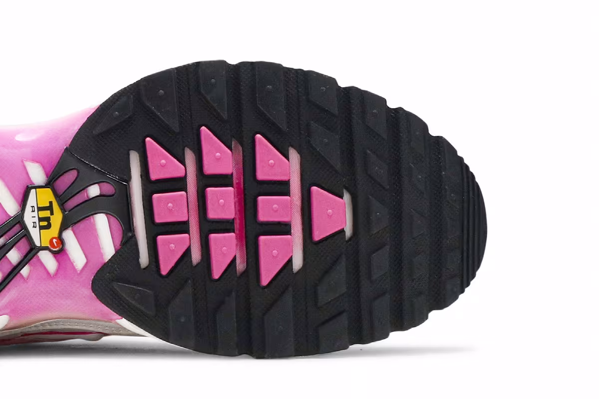 Nike Women's Air Max Plus Pink Fade, view 6