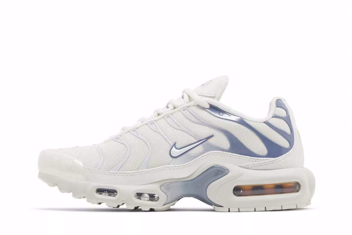 Nike Women's Air Max Plus Ashen Slate, view 4