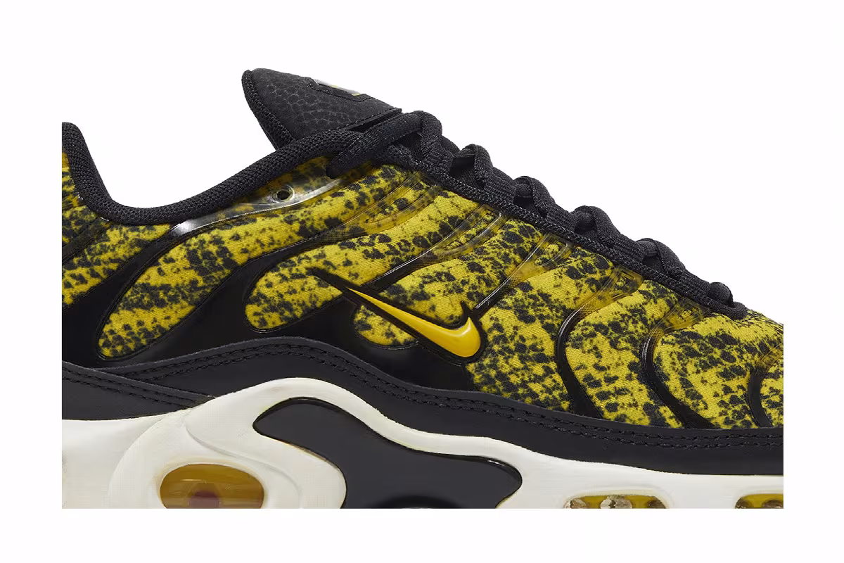 Nike Women's Air Max Plus Snakeskin, view 3