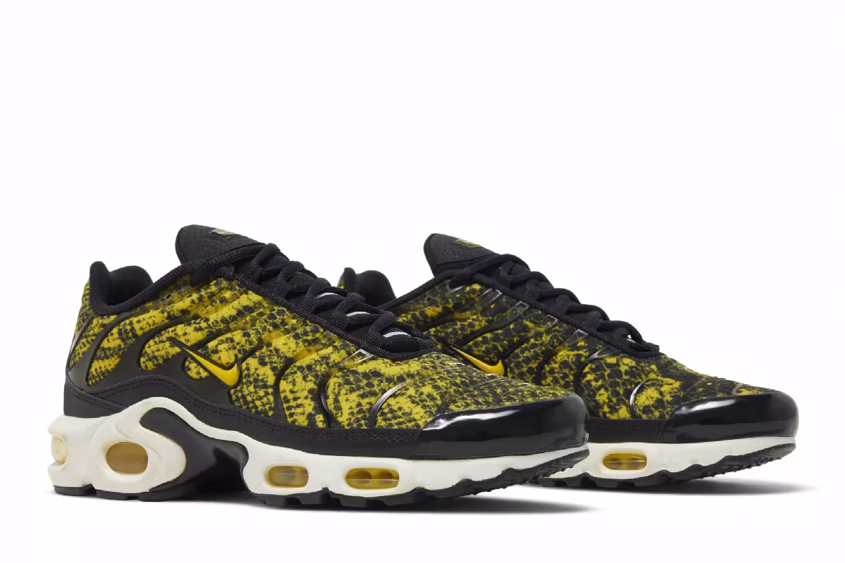 Nike Women's Air Max Plus Snakeskin, view 9