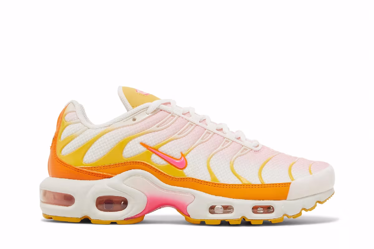 Nike Women's Air Max Plus Sunrise, view 2