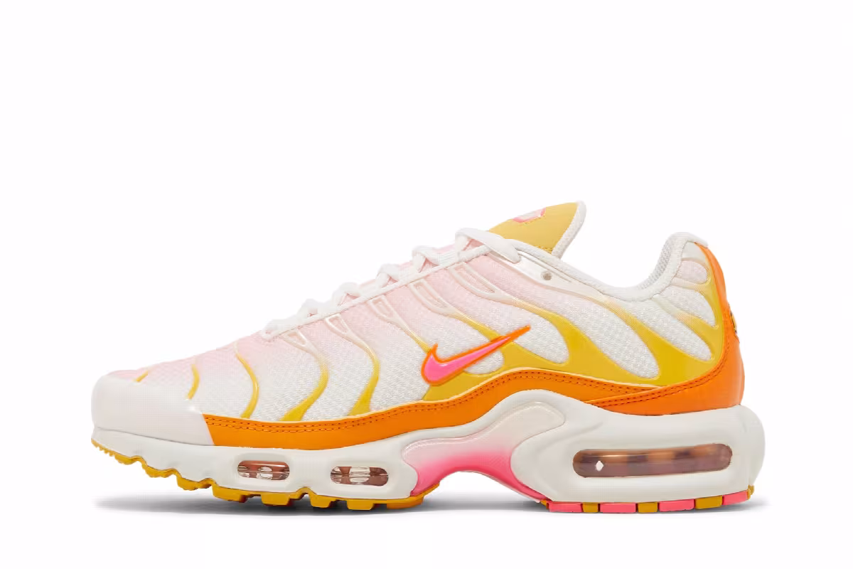 Nike Women's Air Max Plus Sunrise, view 4