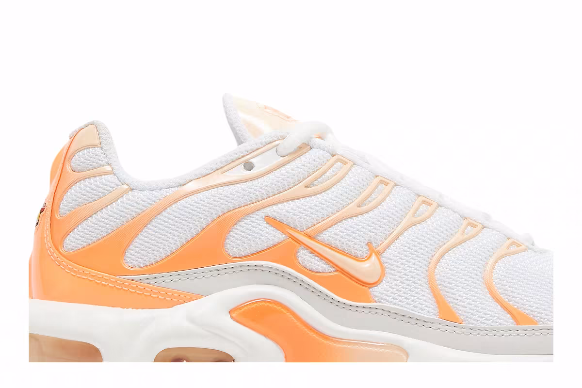 Nike Women's Air Max Plus White Atomic Orange, view 3