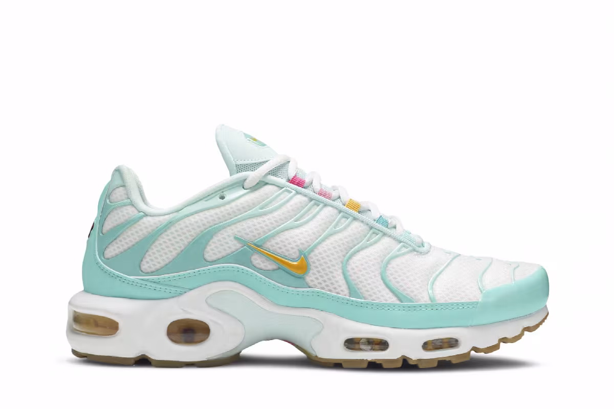 Nike Women's Air Max Plus Teal Twist, view 2